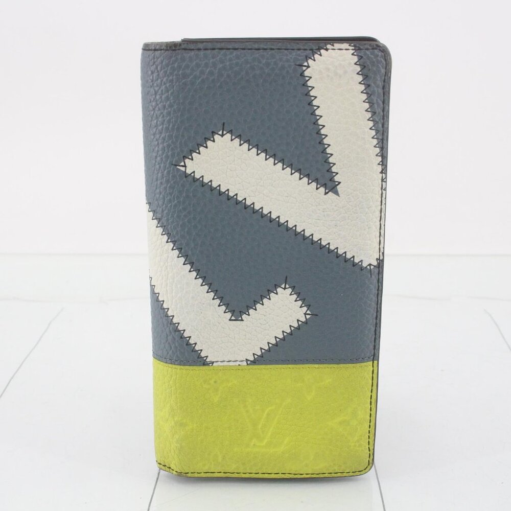 LV Wallet (shown live)